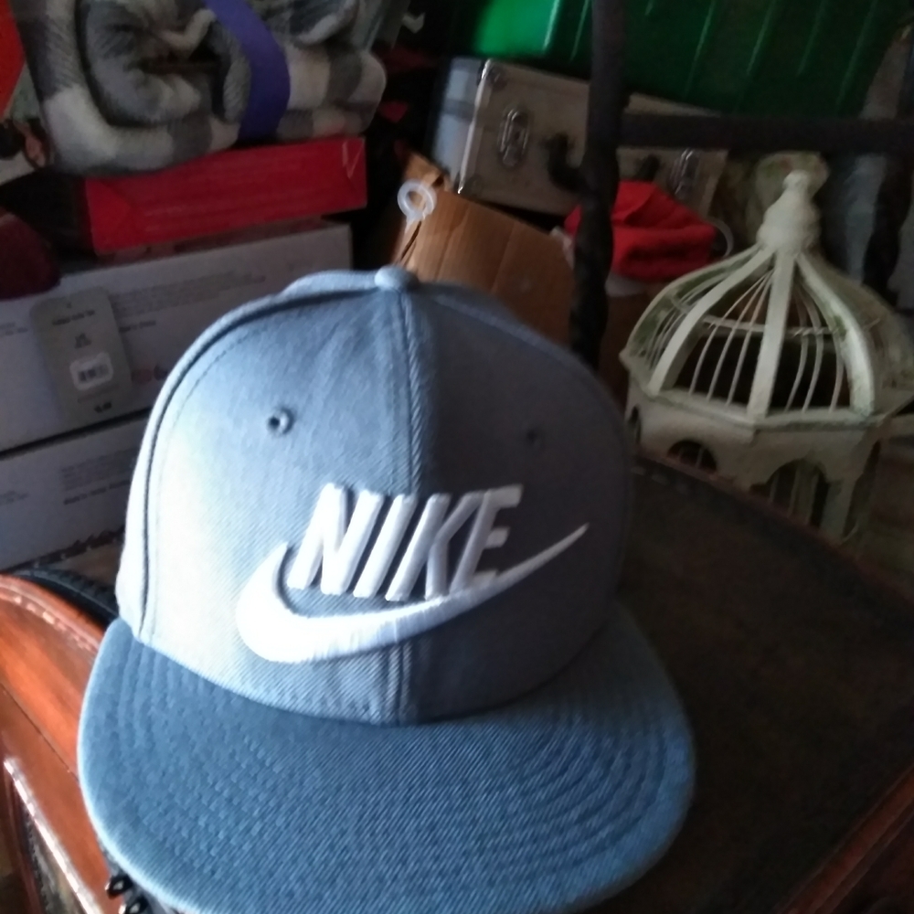 Nike hat brand new